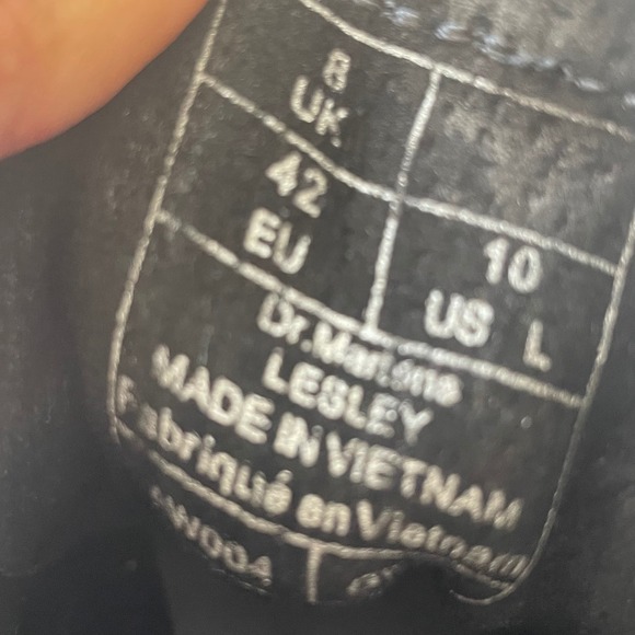 Dr Martens Lesley size 10 womens Black Suede Ankle Boots Lace Up Doc EUC Shoes - Picture 10 of 16